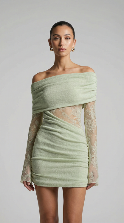 Hot Girl Lace Spliced One-Shoulder Mini Dress