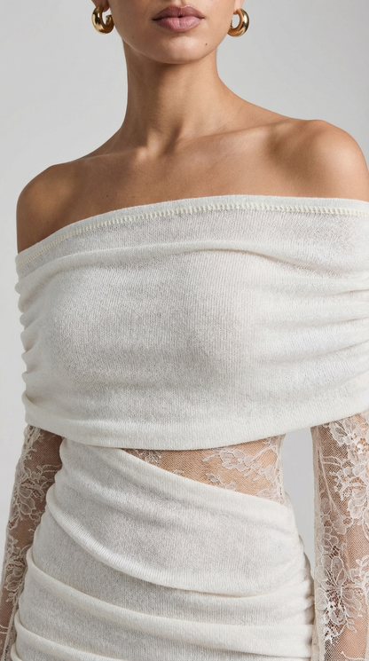 Hot Girl Lace Spliced One-Shoulder Mini Dress